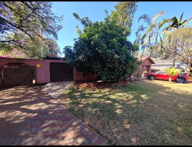 3 BEDROOM HOUSE FOR SALE IN THE ORCHARDS